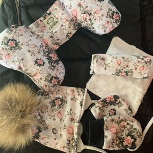 Baby girl winter accessories